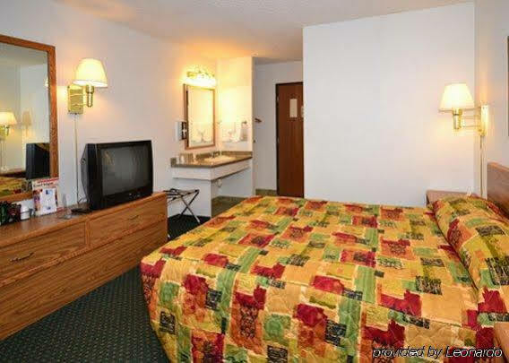 Hotel Super 8 By Wyndham Grand Island Esterno foto
